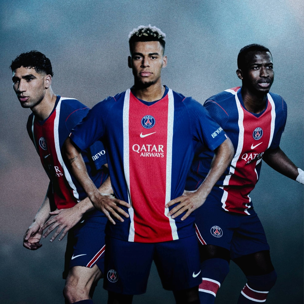 【インポートMサイズ】PSG ナイキ ストライクトラックスーツベスト 26-27 PSG ナイキ ストライクトラックスーツベスト - ブラック
